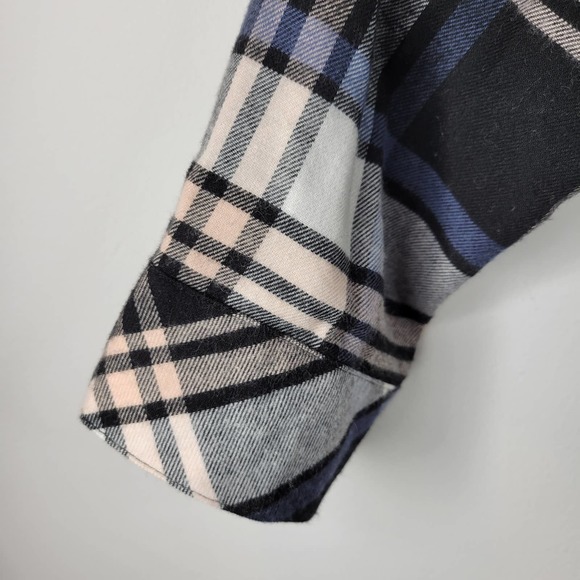 Make & Model Flannel long sleeve shirt Small blue - Picture 3 of 13